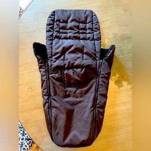 Baby Jogger Brand Footmuff for Stroller. We used this for our Citi Mini Jogger.